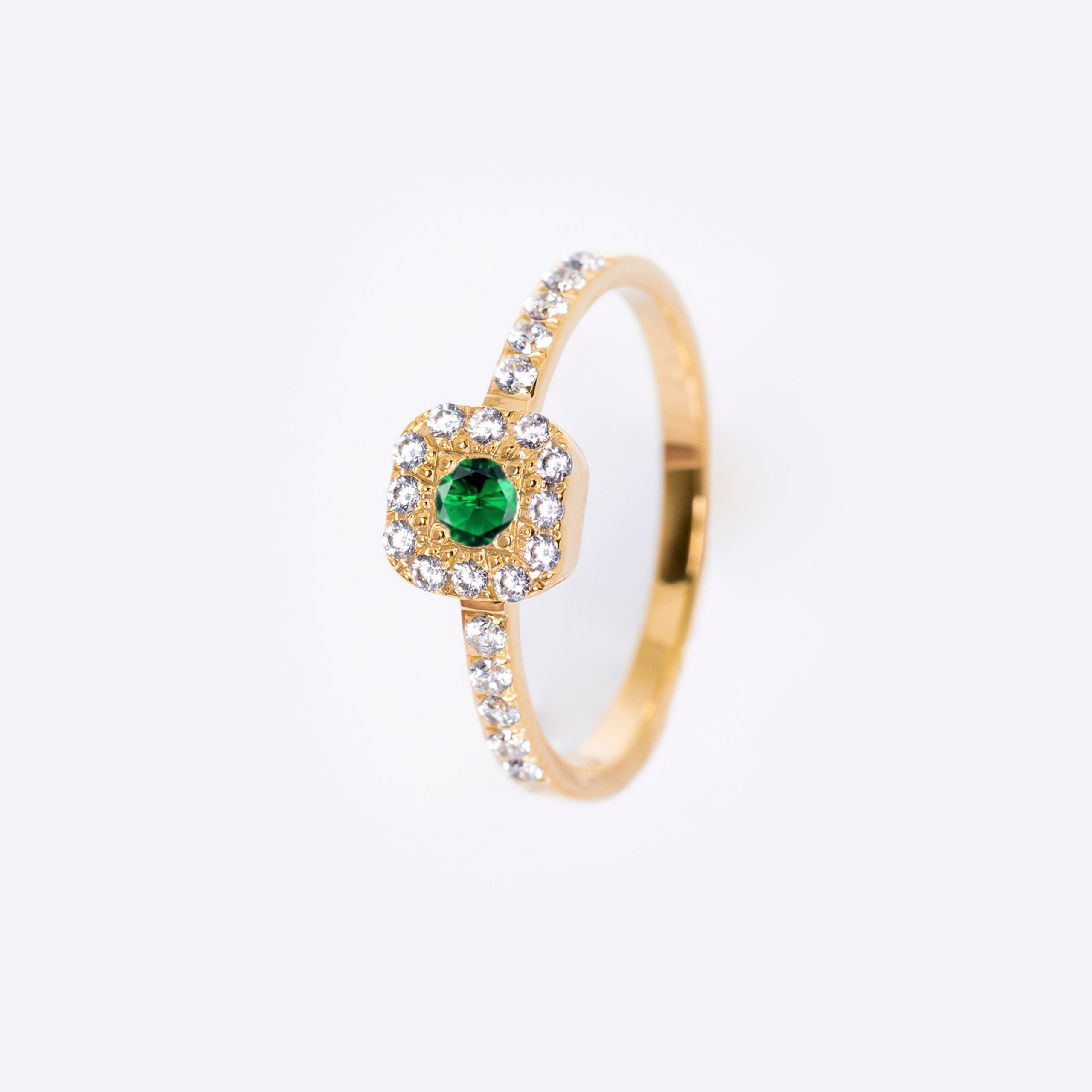 Inel aur 14K cu smarald si diamante – Model i001
