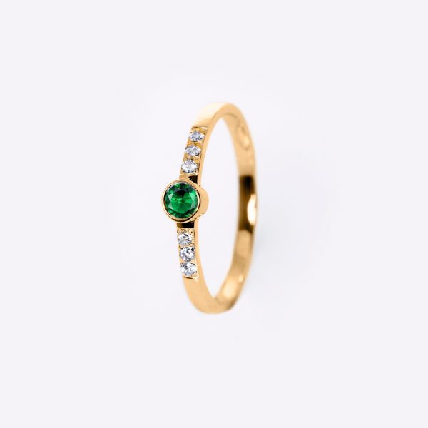 Inel aur 14K cu smarald si diamante– Model i004