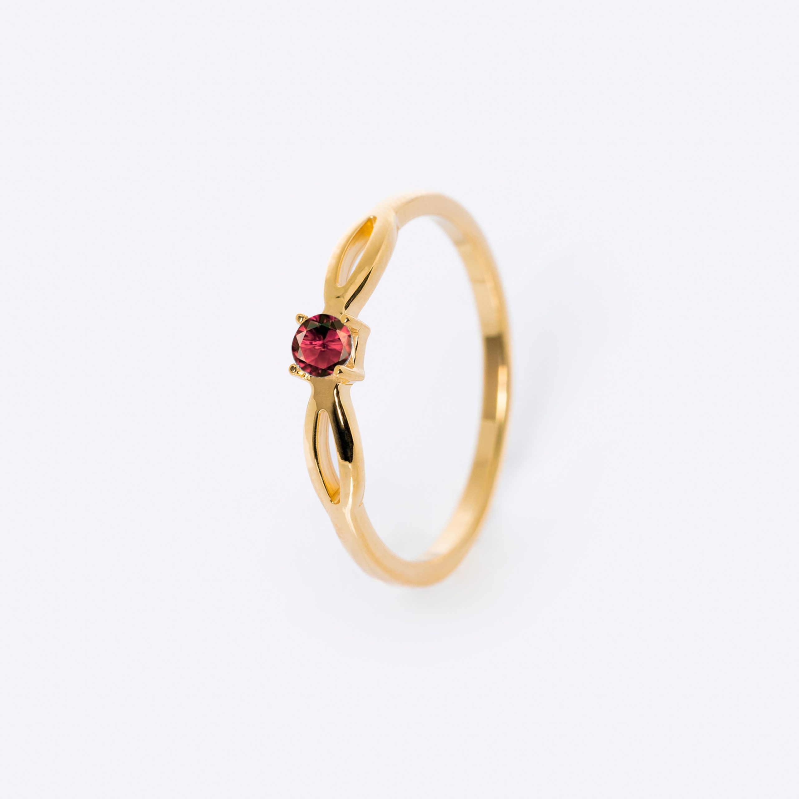 Inel aur 14K cu rubin – Model I006